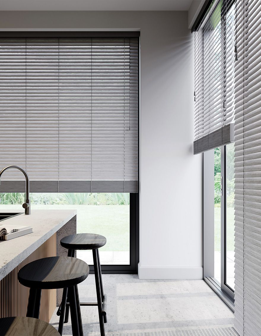 B4H Venetisn Half Venetian Blinds Hull